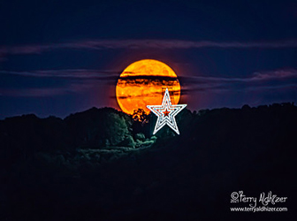 Electric Roanoke By Terry Aldhizer